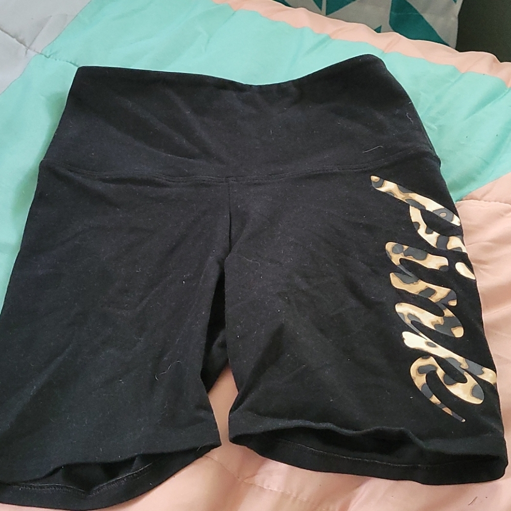 PINK by Victoria secret biker shorts 😍